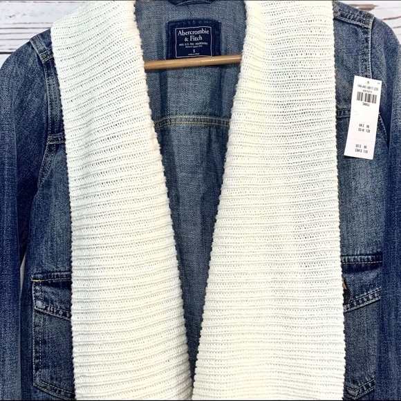 ABERCROMBIE Jean Jacket Ivory Scarf Attached S NWT - Picture 2 of 7